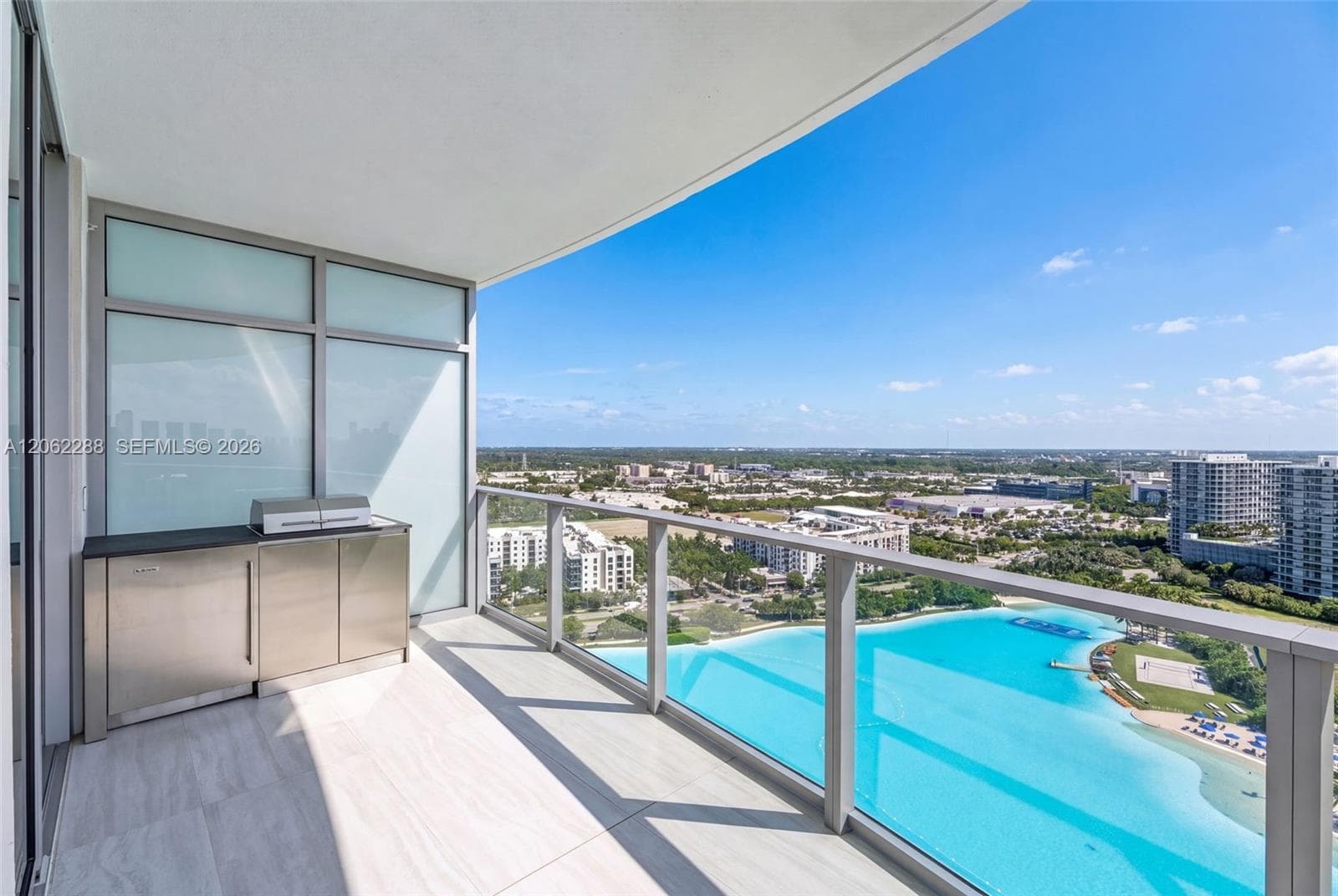 2411 Laguna Circle # 2011, North Miami, FL 33181 photo 5