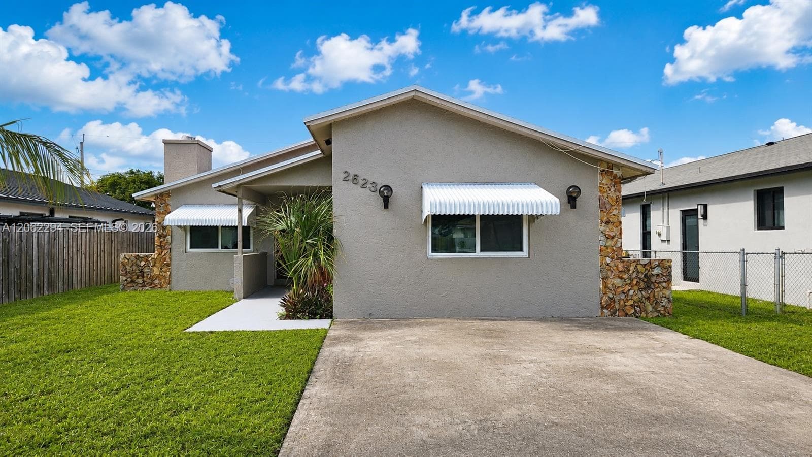 2623 Harding St, Hollywood, FL 33020