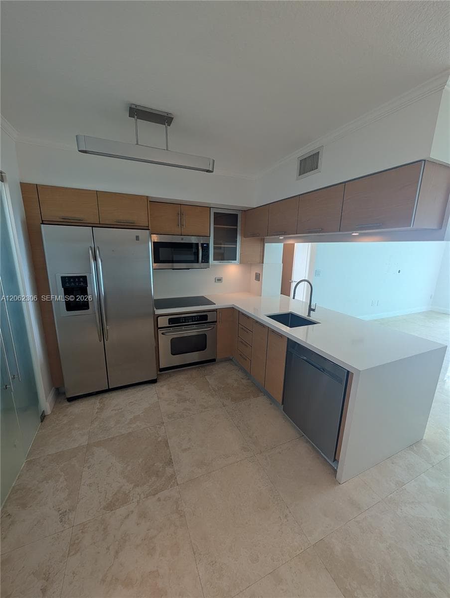 31 SE 5 # 3002, Miami, FL 33131 photo 4