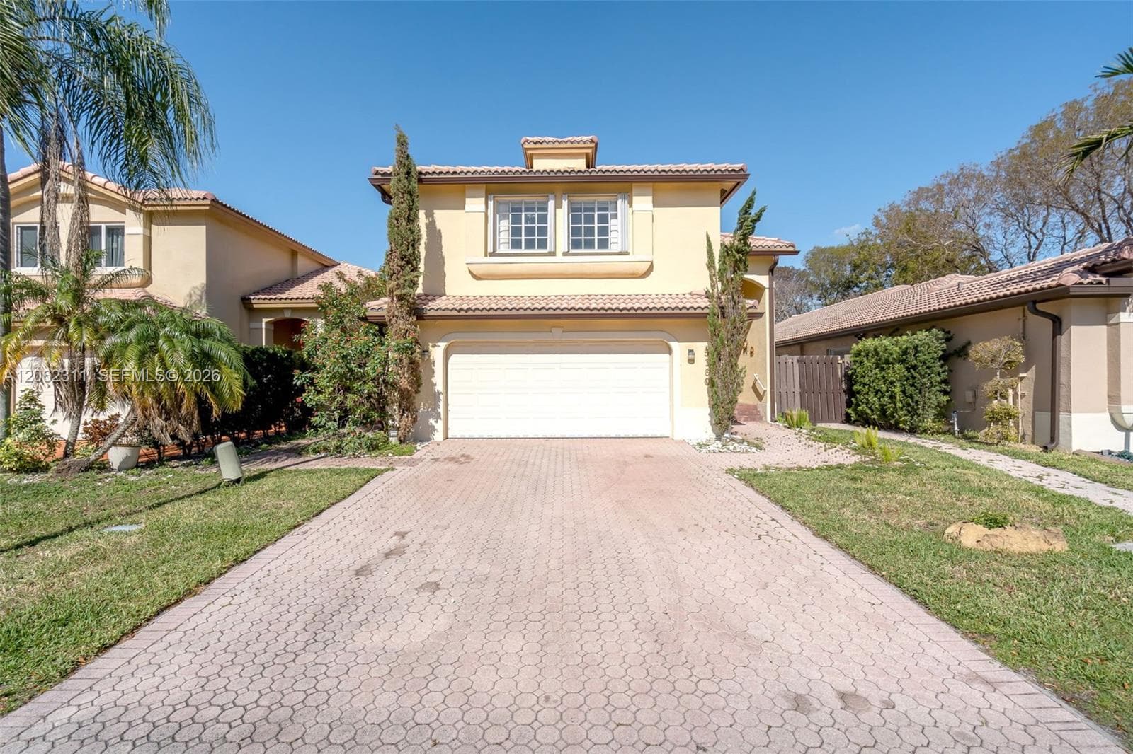 5160 NW 112th Ct, Doral, FL 33178 photo 2