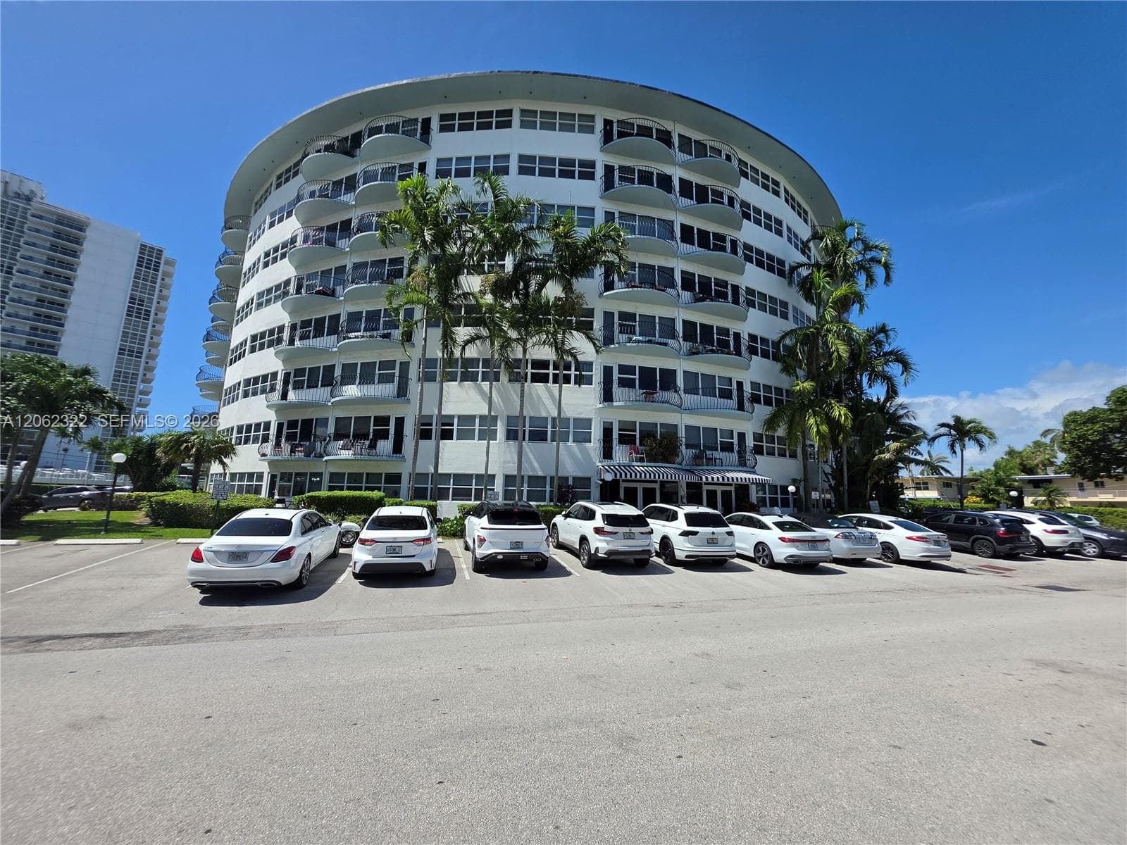 3250 NE 28th St # 212, Fort Lauderdale, FL 33308