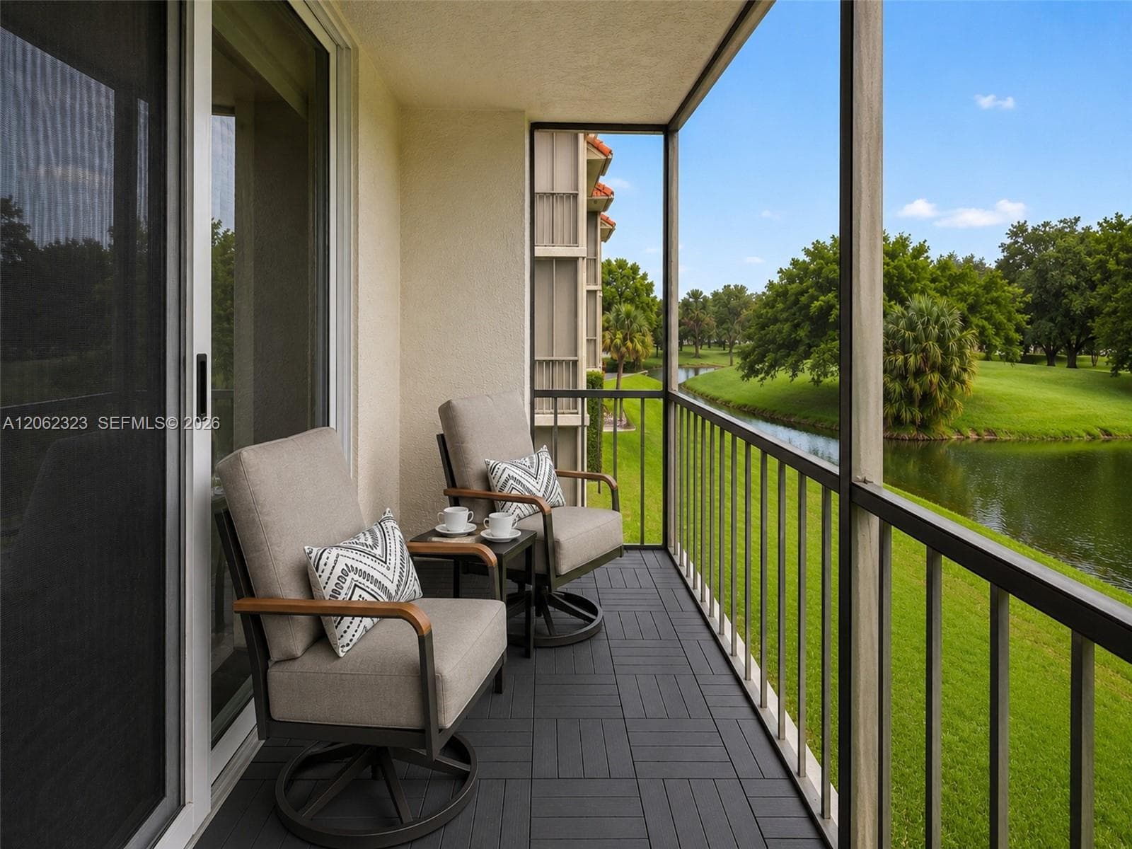 800 S Hollybrook Dr # 205, Pembroke Pines, FL 33025
