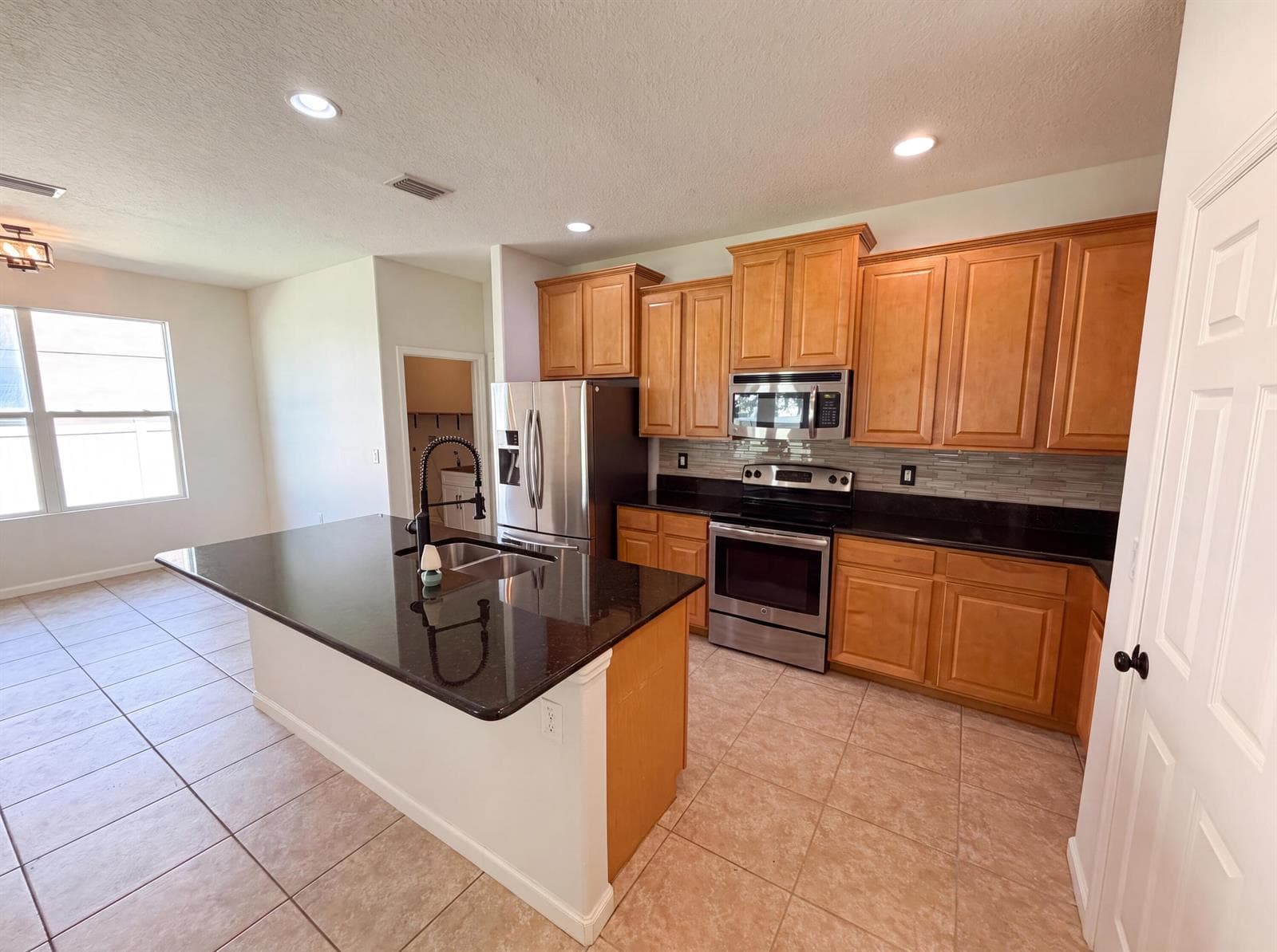 5845 Wyndham Manor, Vero Beach, FL 32967 photo 2
