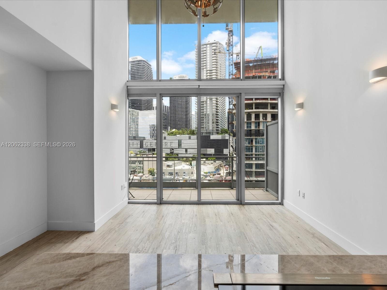 92 SW 3rd St # 704, Miami, FL 33130 photo 5