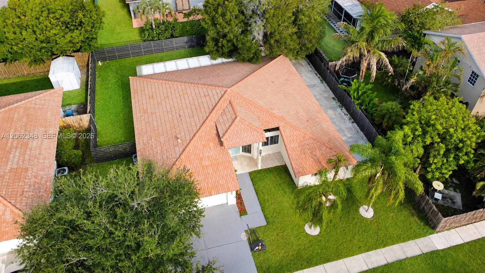581 SW 169th Way, Weston, FL 33326 photo 5