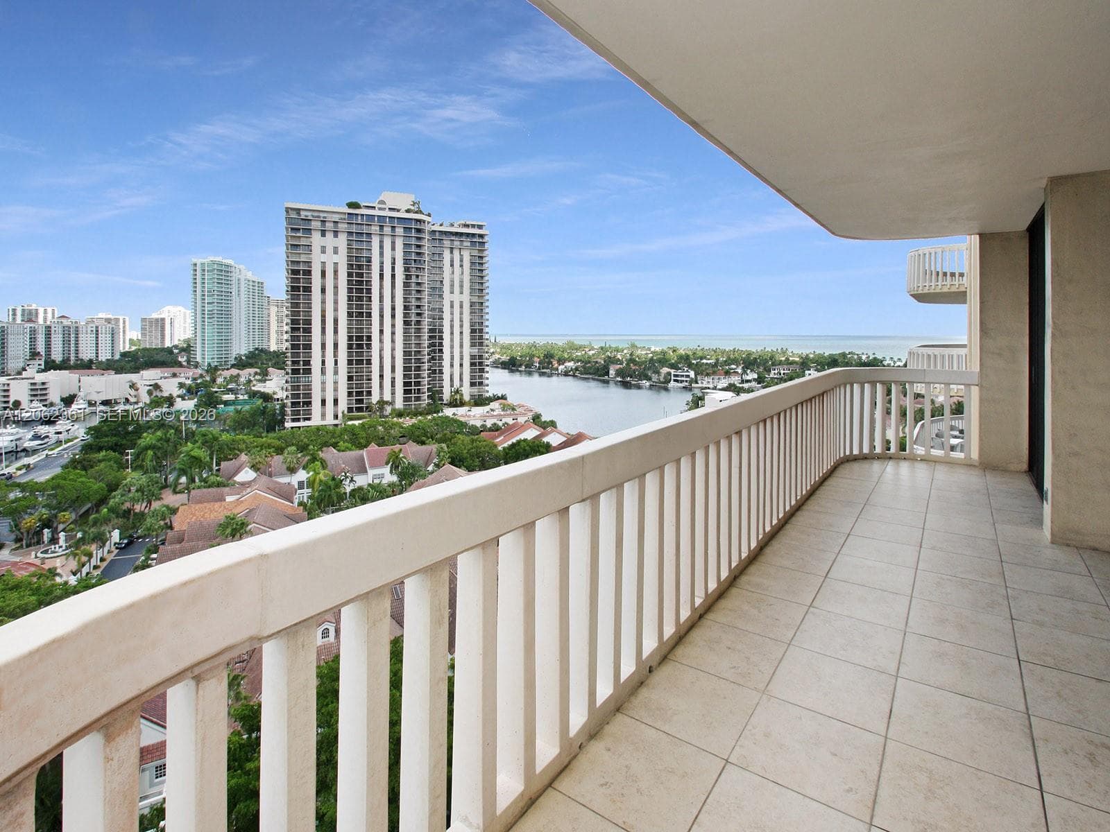 19355 Turnberry Way # 12C, Aventura, FL 33180 photo 5