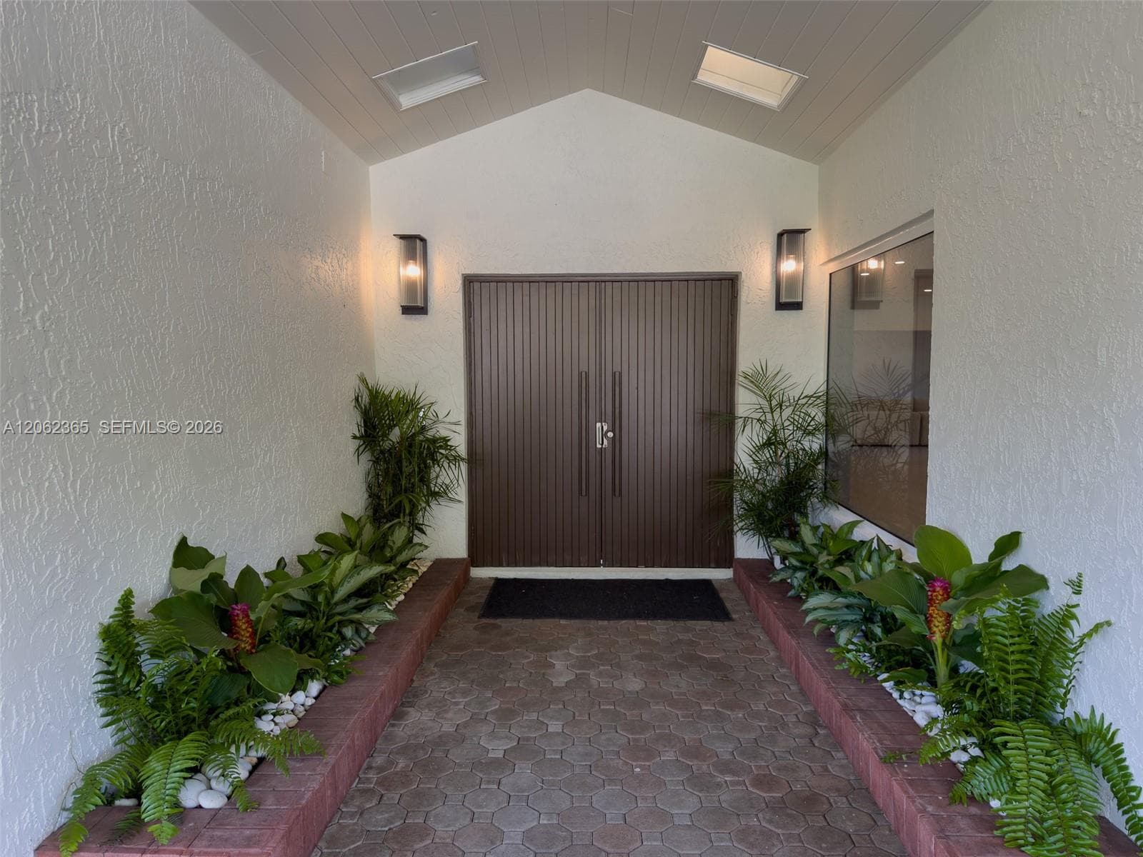 9980 SW 83rd Ave, Miami, FL 33156 photo 3