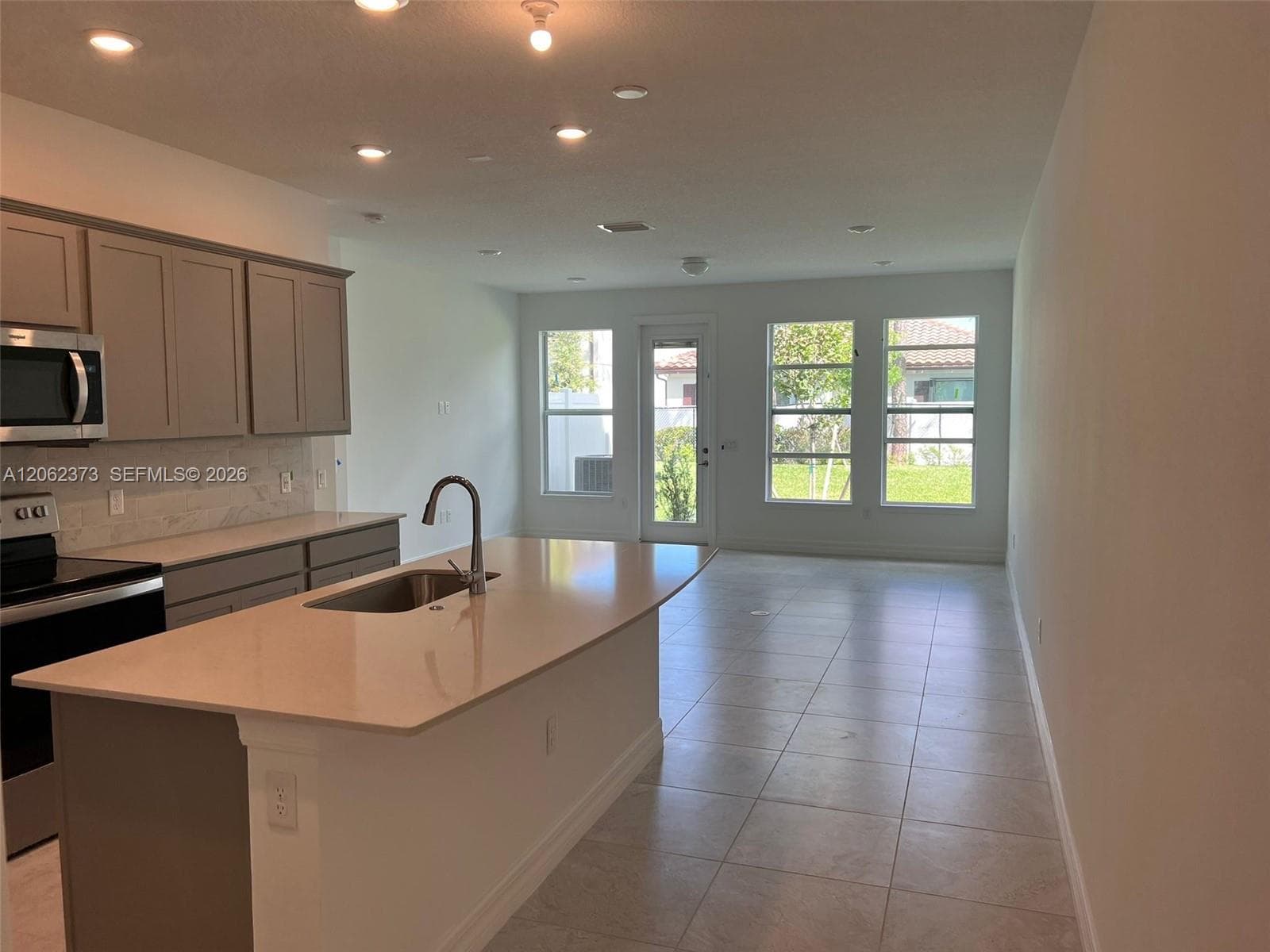 6121 Rancho Ln # 6121, Green Acres, FL 33415 photo 3