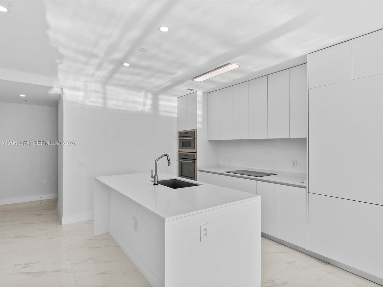 700 NE 24th St # 503, Miami, FL 33137 photo 3