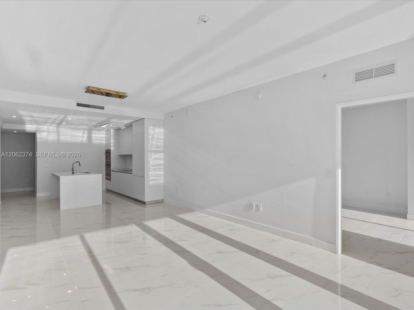 700 NE 24th St # 503, Miami, FL 33137 photo 4