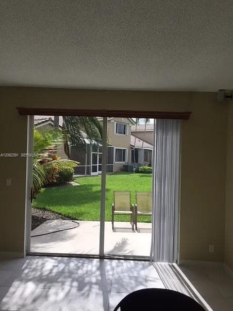 1092 SW 158th Ave, Pembroke Pines, FL 33027 photo 4
