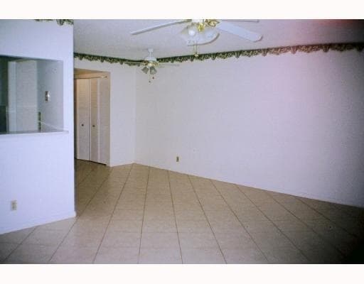430 CHATHAM U # 430, West Palm Beach, FL 33417