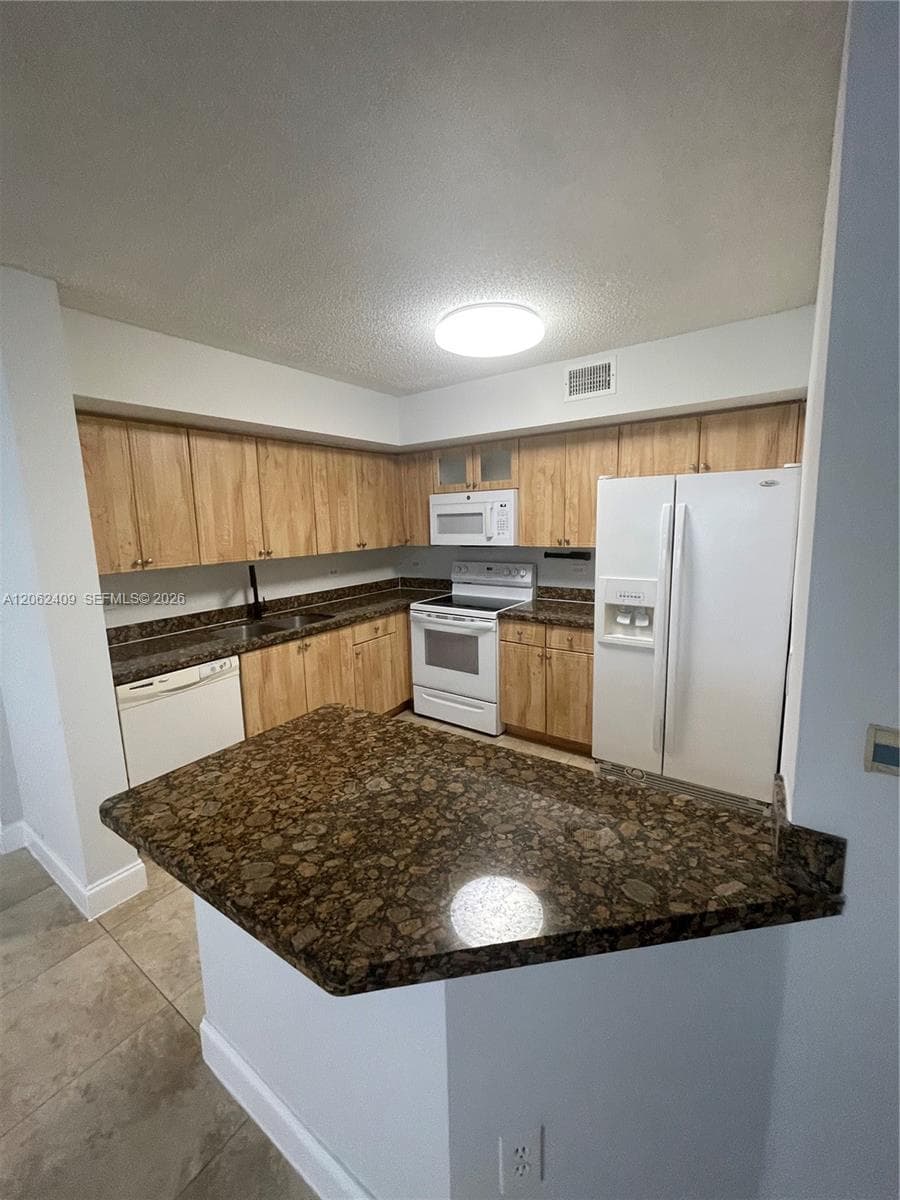 3670 N 56th Ave # 708, Hollywood, FL 33021