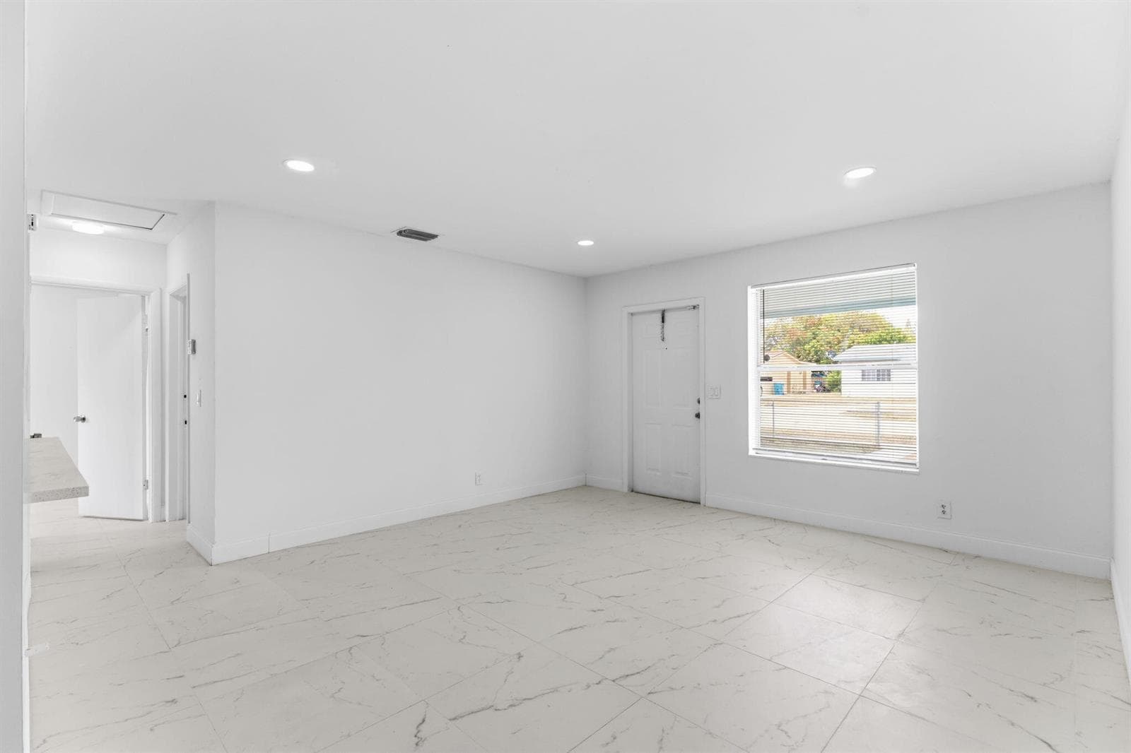 1410 NW 1st Court, Boynton Beach, FL 33435 photo 5