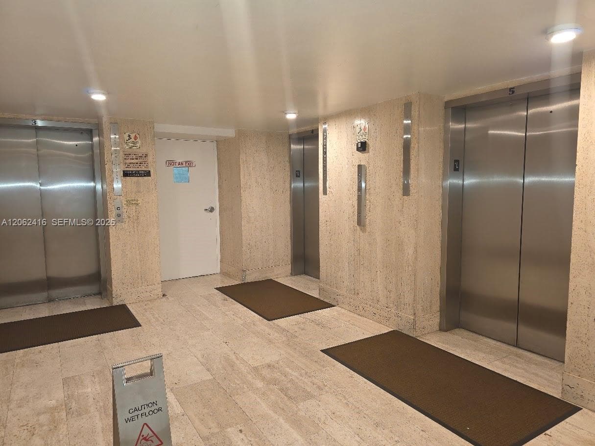 2899 Collins Ave # 940, Miami Beach, FL 33140 photo 4