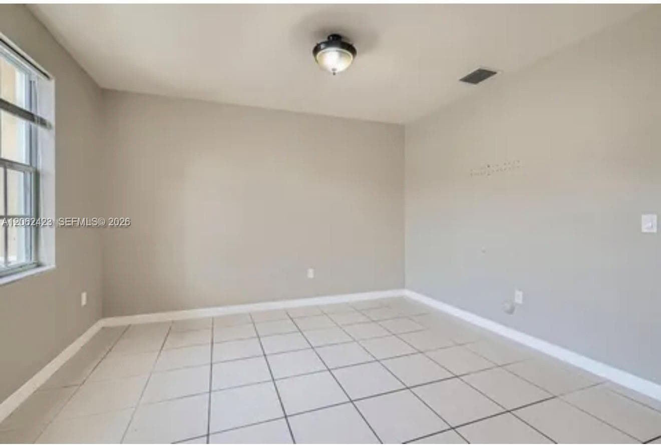 9125 SW 227th St # 1, Cutler Bay, FL 33190 photo 2