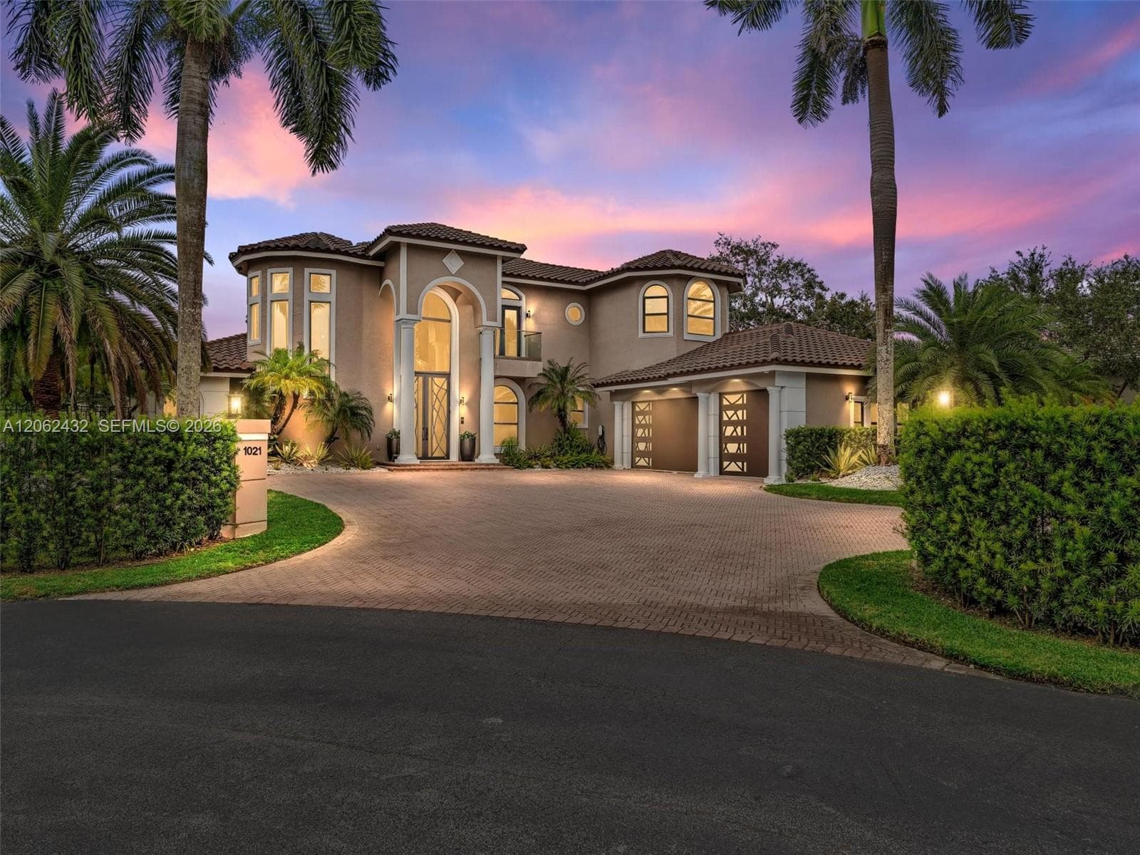 1021 NW 115th Ave, Plantation, FL 33323 photo 2