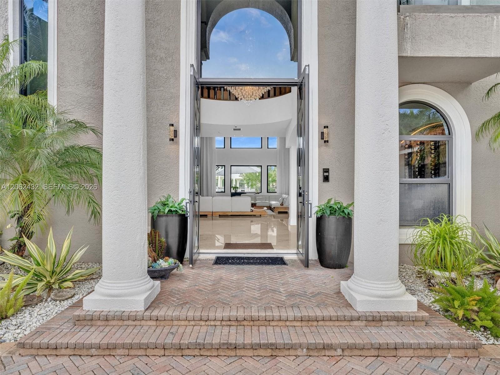 1021 NW 115th Ave, Plantation, FL 33323 photo 5