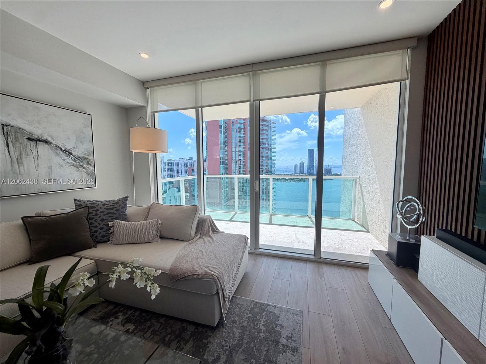 3330 NE 190th St # 2711, Aventura, FL 33180 photo 3