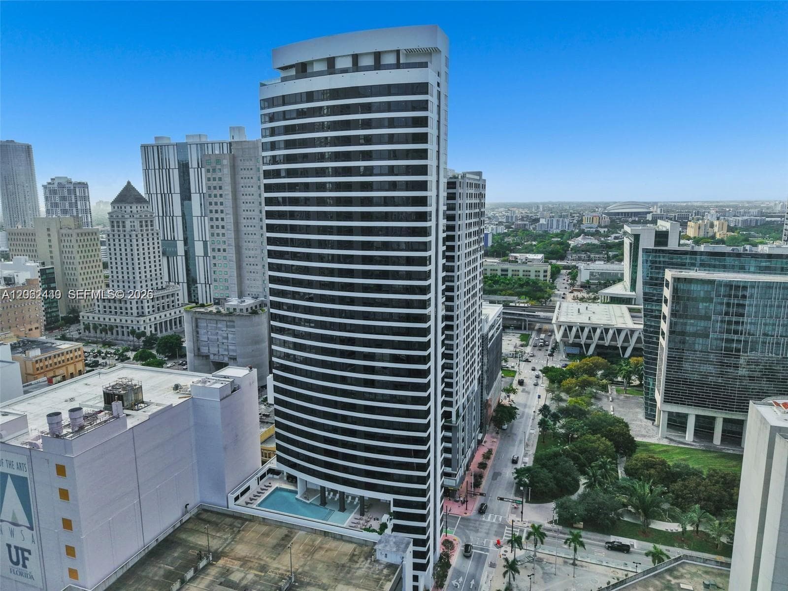 225 N Miami Ave # 1801, Miami, FL 33128 photo 2