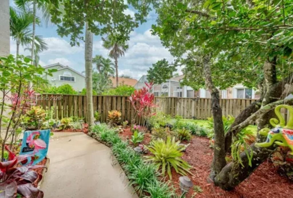 10157 NW 4th St # 1, Plantation, FL 33324 photo 3