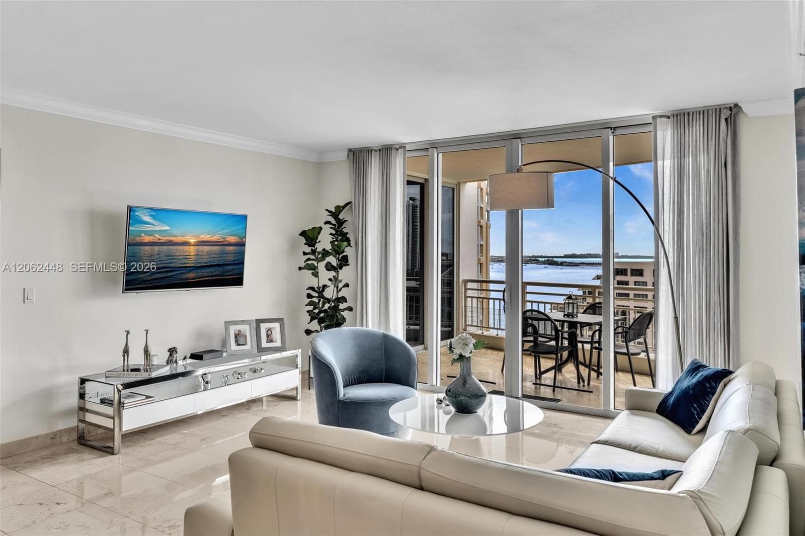 848 Brickell Key Dr # 1805, Miami, FL 33131