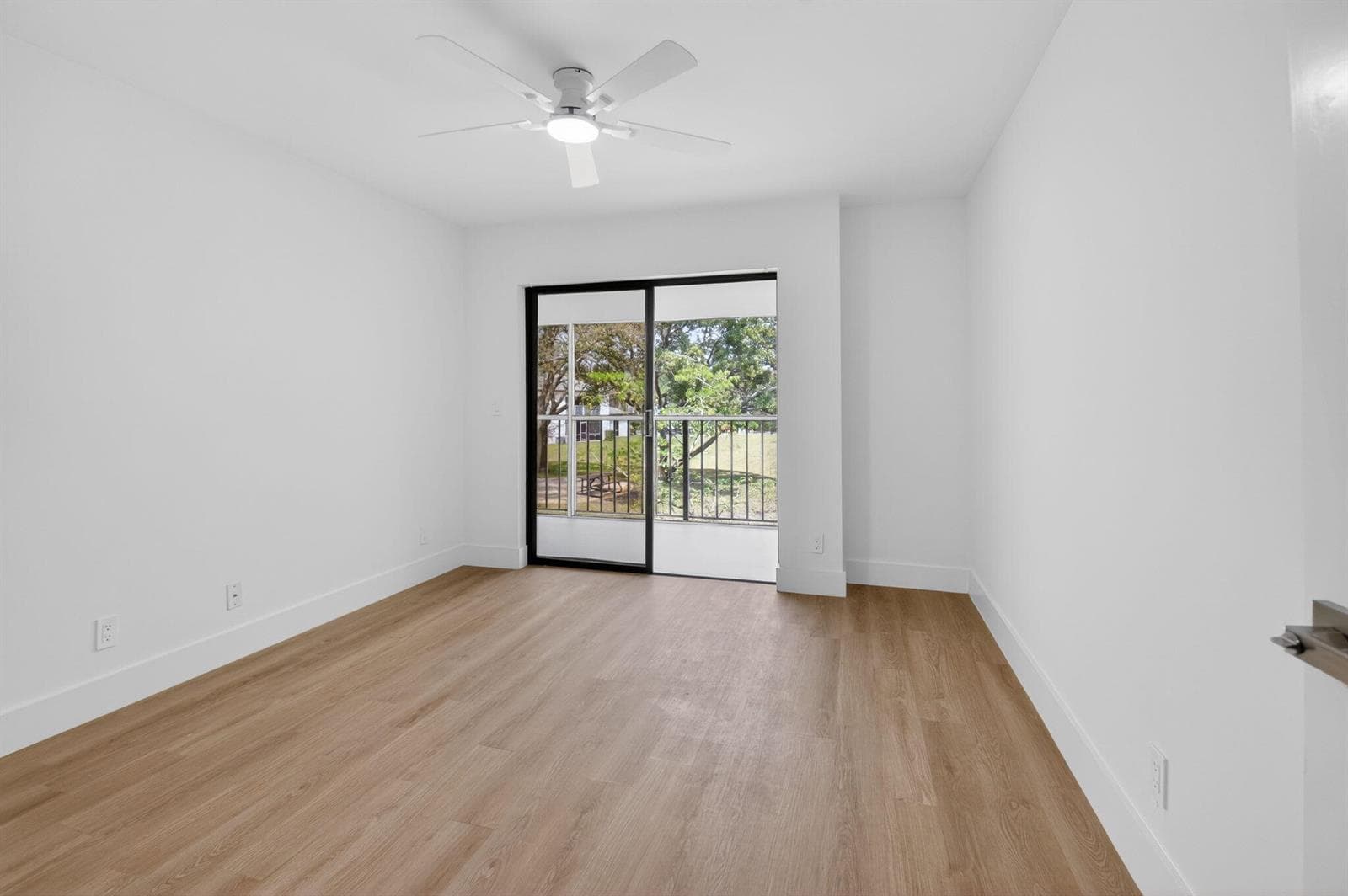 100 W HIDDEN VALLEY Boulevard # 502, Boca Raton, FL 33487 photo 5