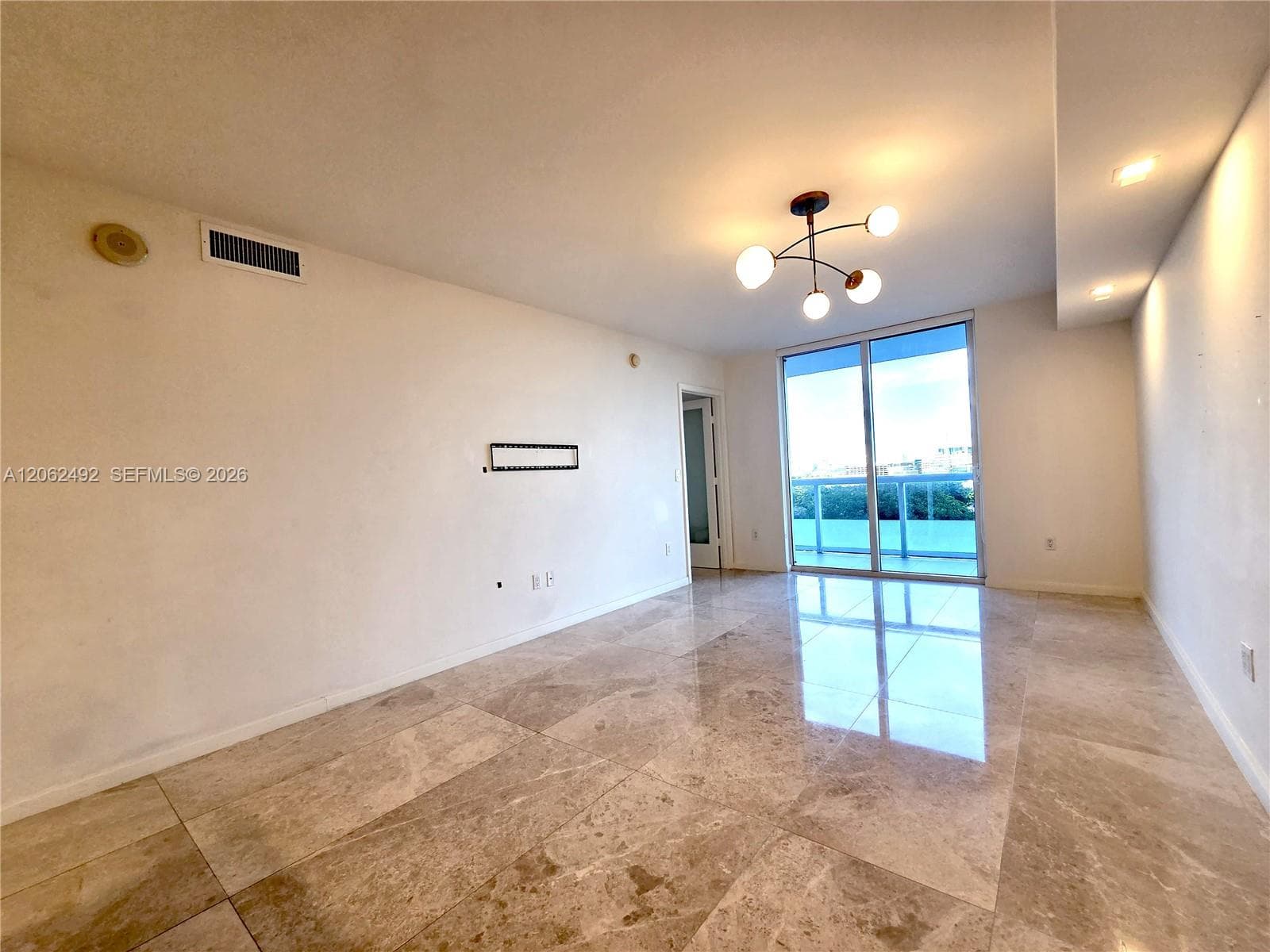 50 Biscayne Blvd # 804, Miami, FL 33132 photo 4