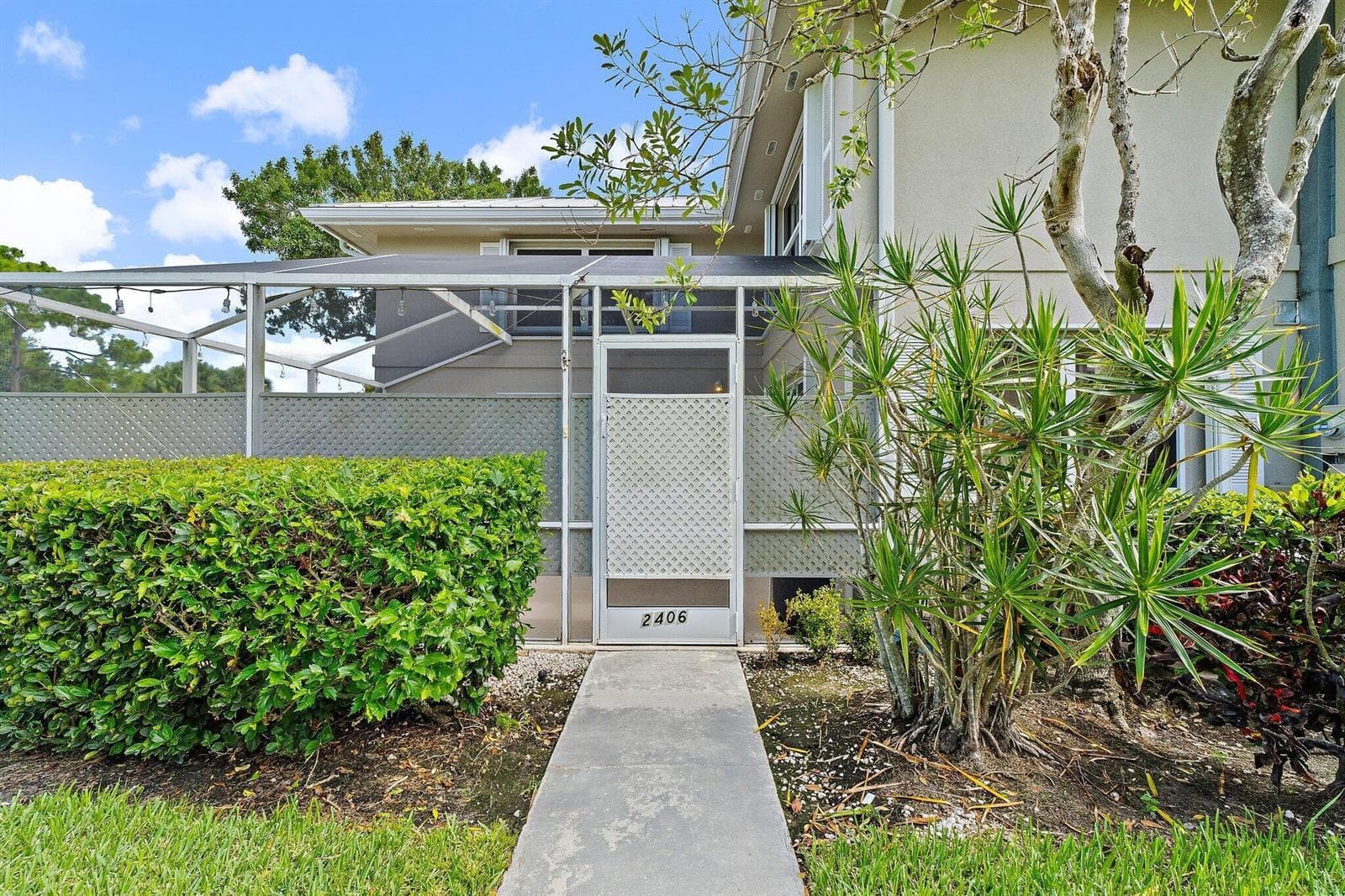 2406 SW Danbury Lane, Palm City, FL 34990 photo 2