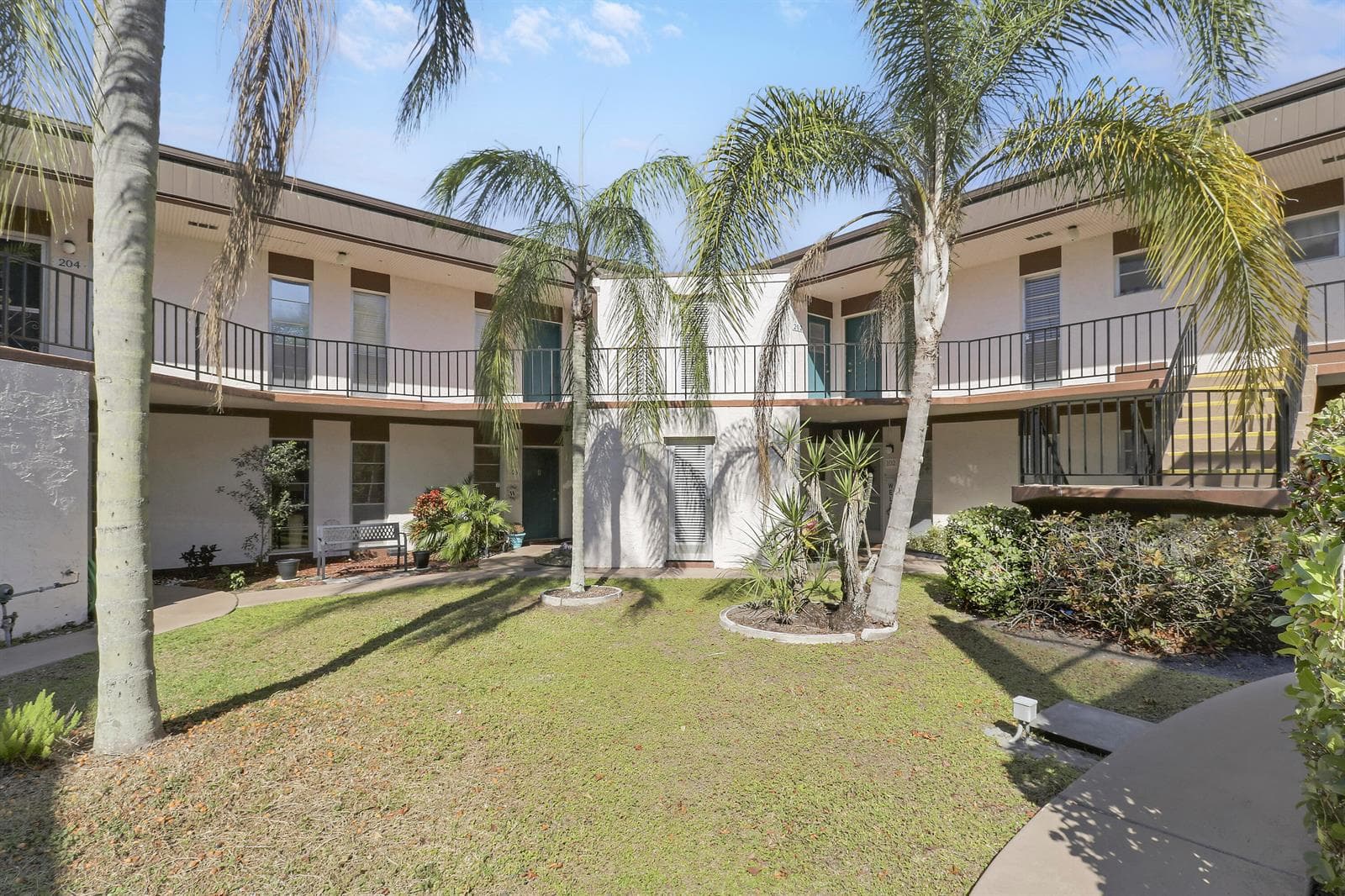 7 GREENWAY Village N # 202, Royal Palm Beach, FL 33411 photo 2