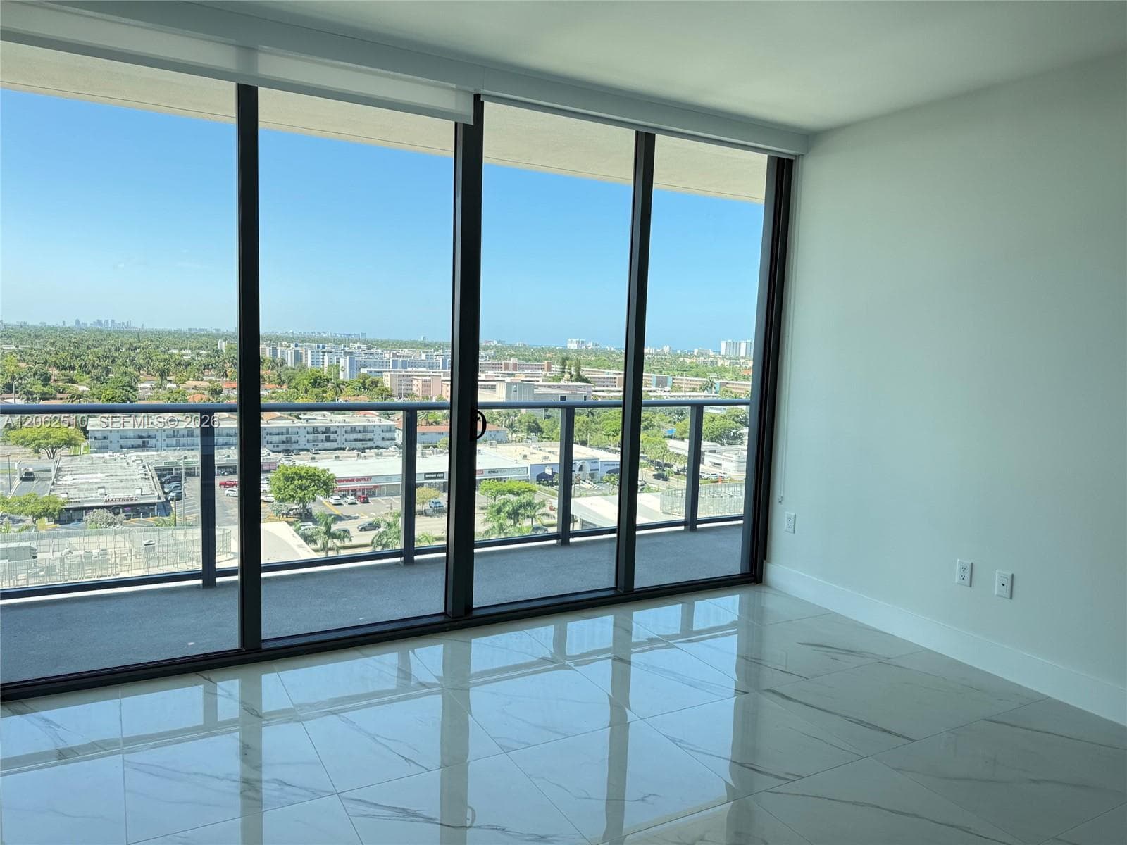 1170 E HALLANDALE # 1106, Hallandale Beach, FL 330099 photo 2