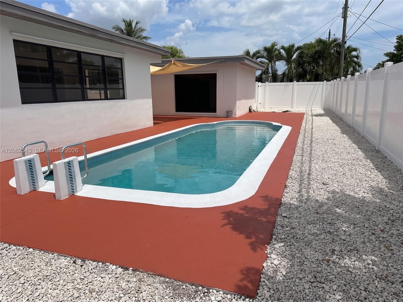 7710 NW 6th Ct, Pembroke Pines, FL 33024