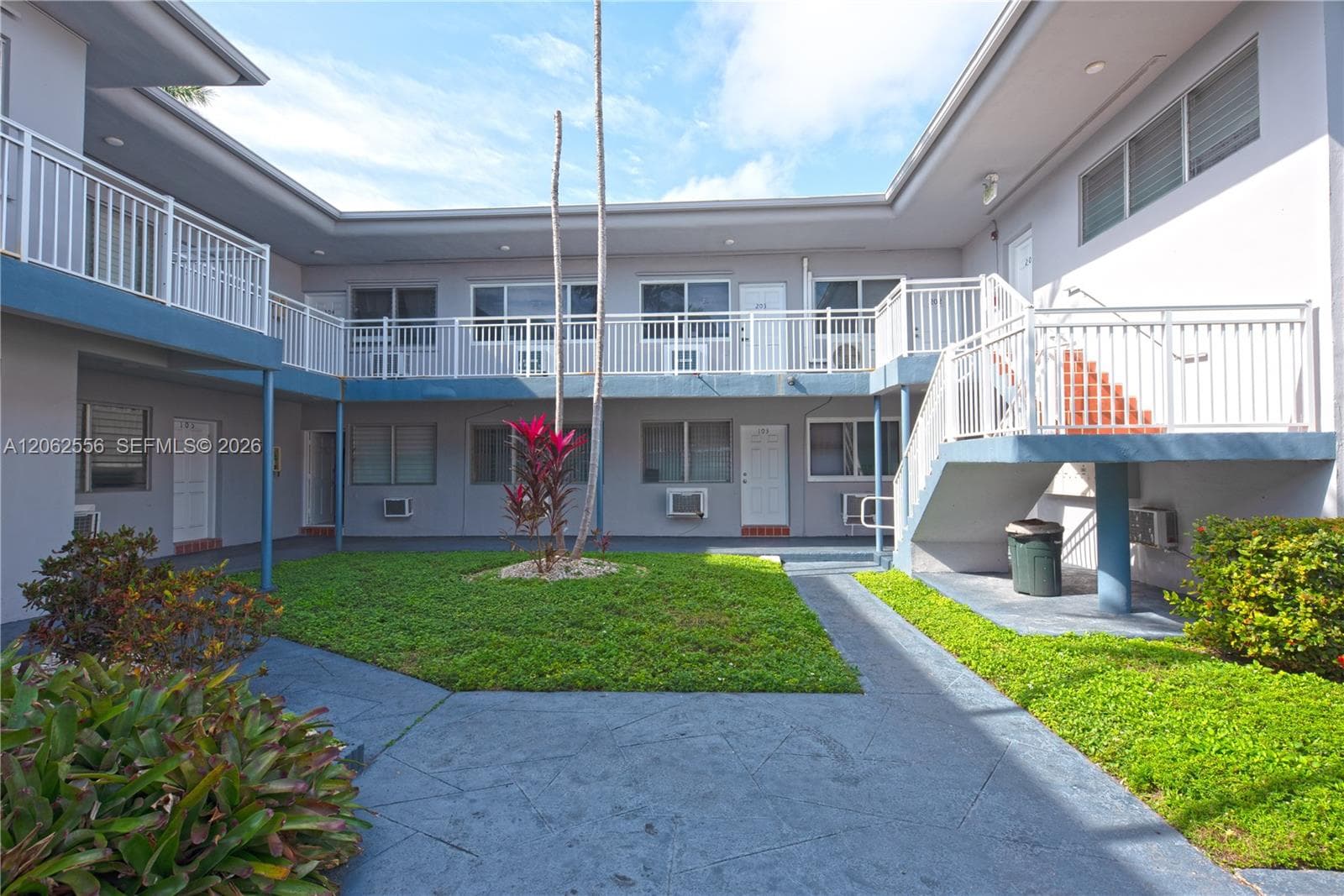 350 75th St # 203, Miami Beach, FL 33141 photo 2