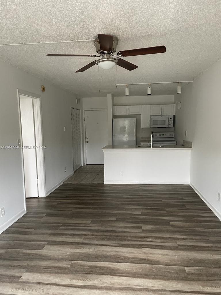 2771 Riverside Dr # 307-A, Coral Springs, FL 33065 photo 4