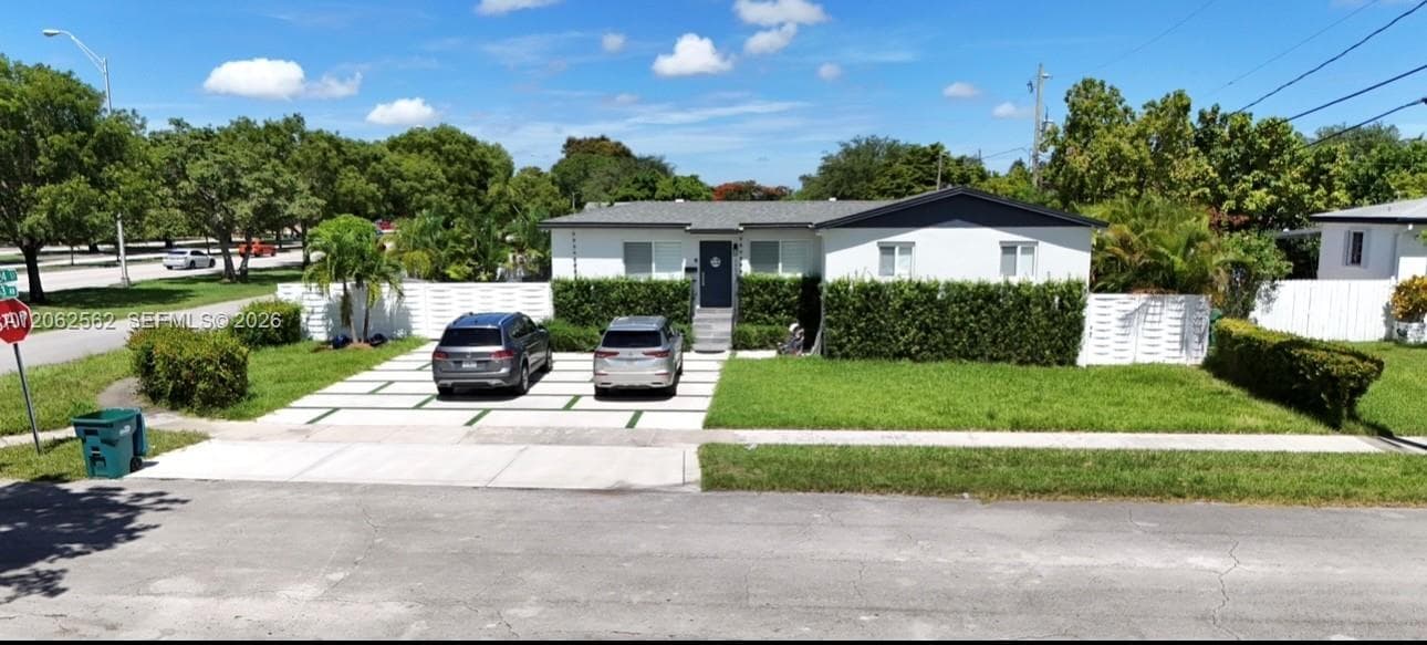 2401 SW 83rd Ave, Miami, FL 33155 photo 2