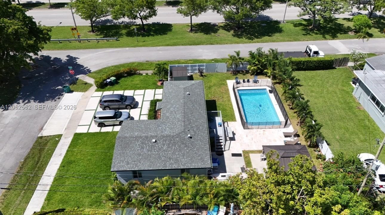 2401 SW 83rd Ave, Miami, FL 33155 photo 4