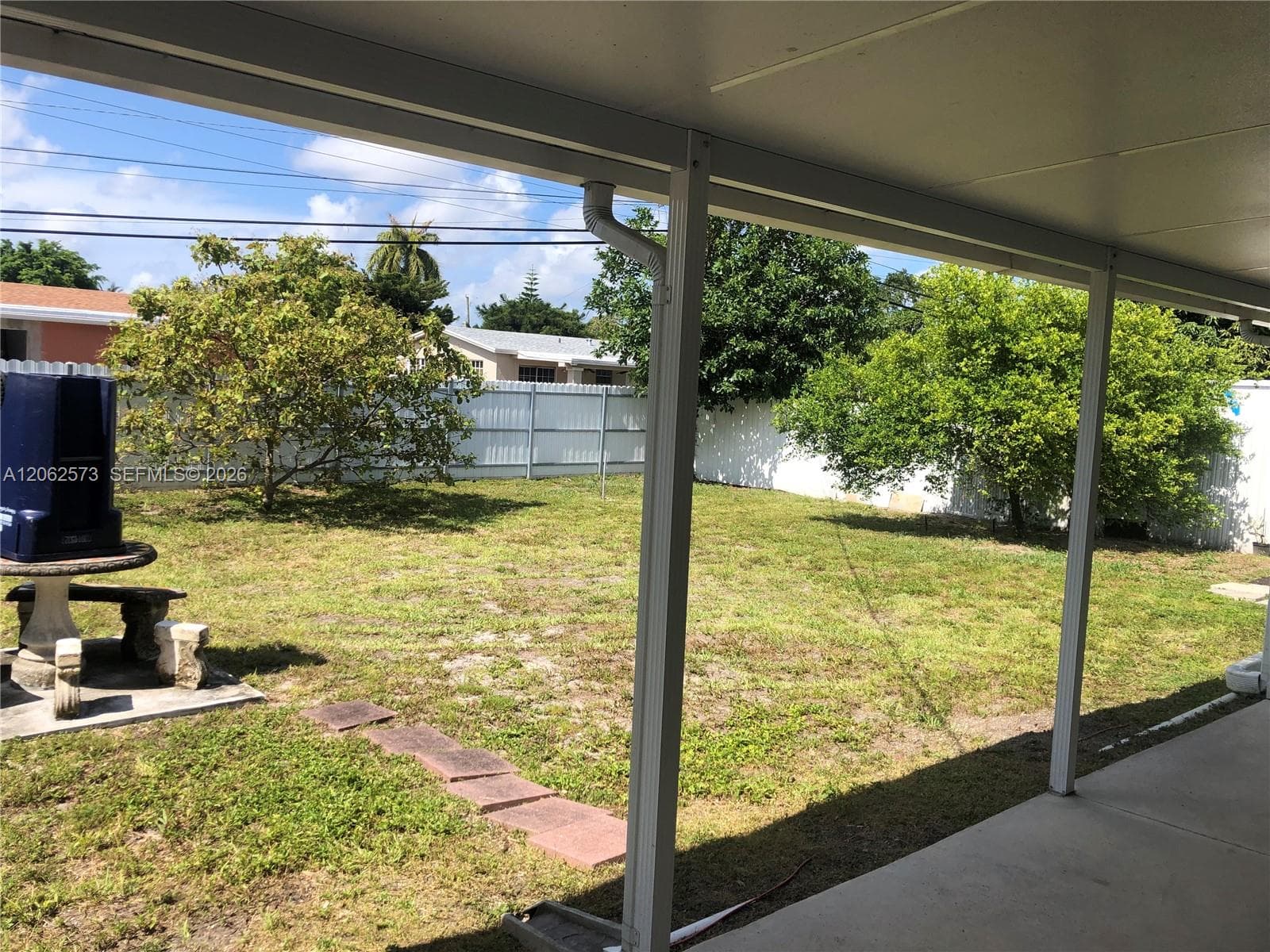 3061 NW 87th Ter, Miami, FL 33147 photo 2