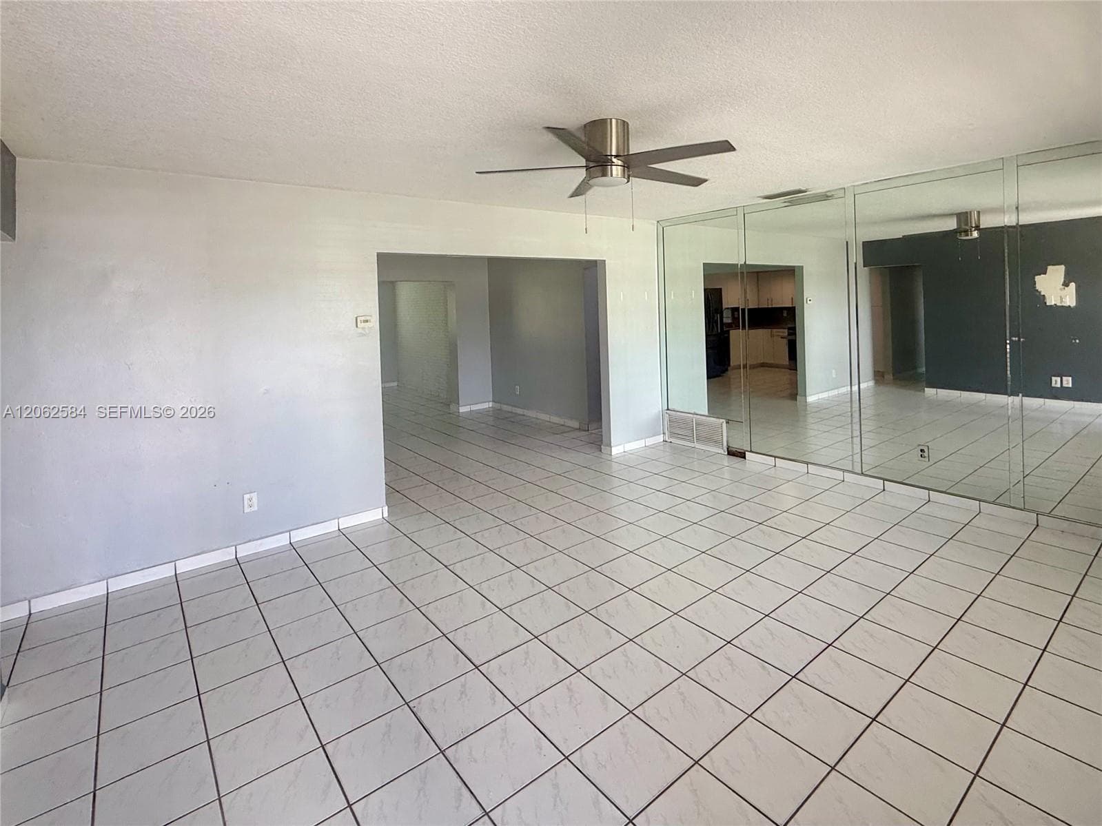 7710 NW 5th St, Pembroke Pines, FL 33024 photo 3