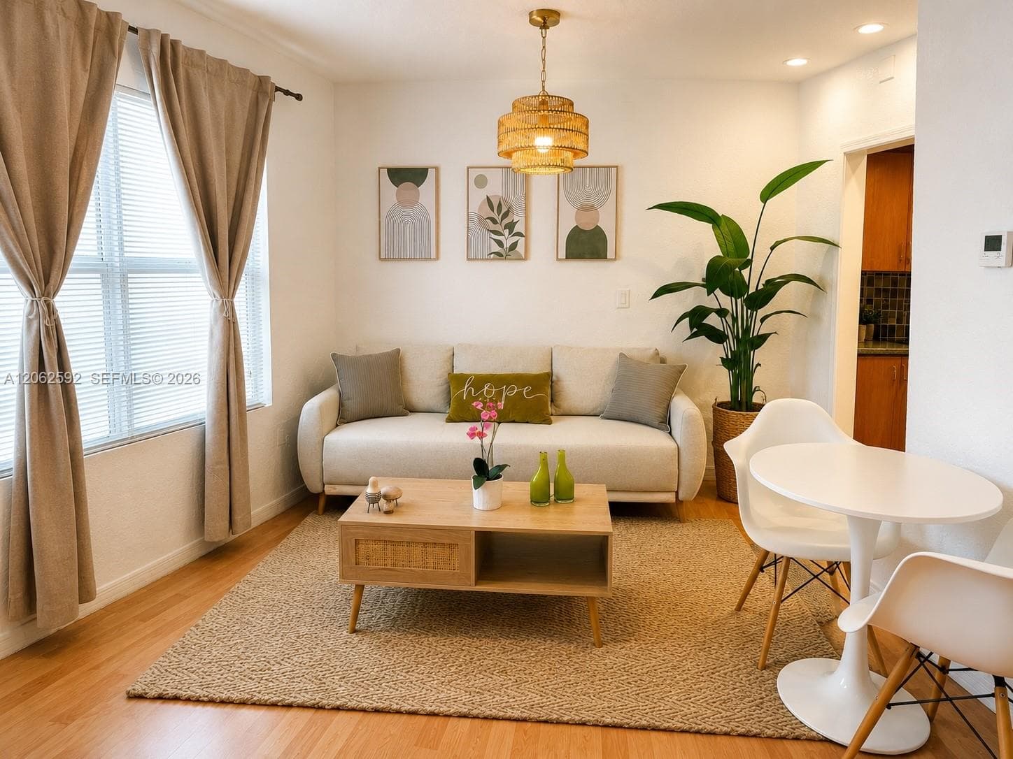 7326 Collins Ave # 207, Miami Beach, FL 33141