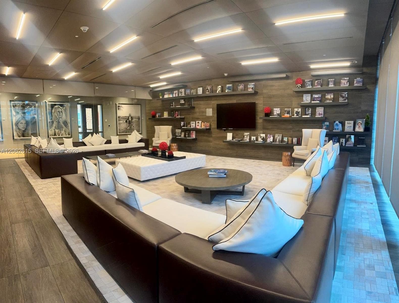 1080 Brickell Ave # 3405, Miami, FL 33131 photo 3