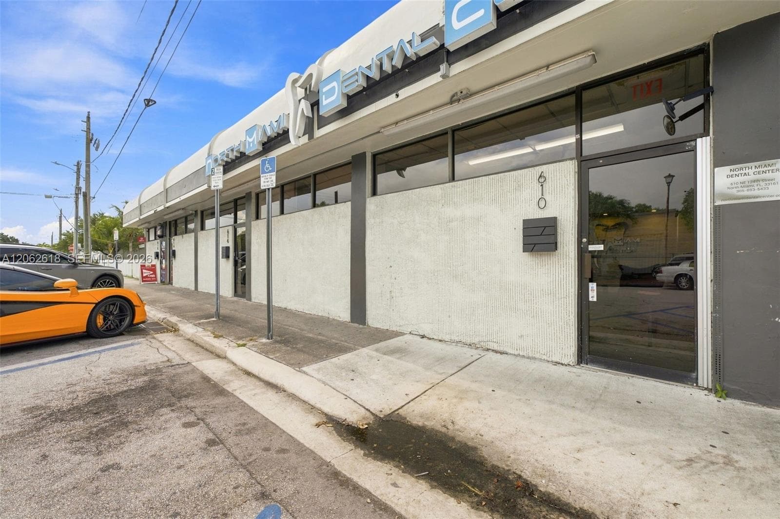 610 NE 124th St, North Miami, FL 33161 photo 2
