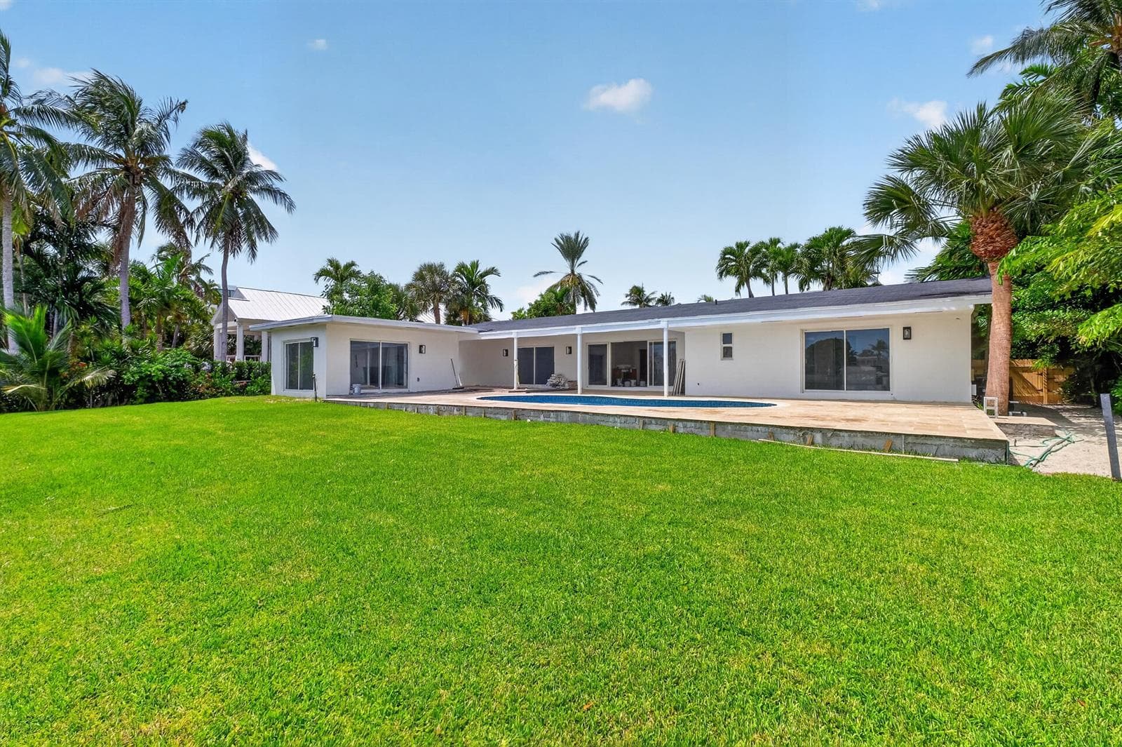 631 N Mashta Drive, Key Biscayne, FL 33149 photo 4