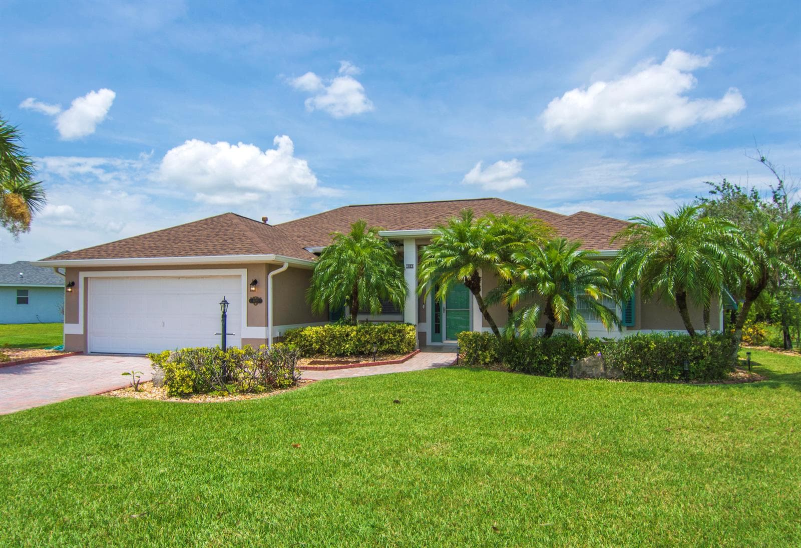 1025 SOUTHLAKES Way SW, Vero Beach, FL 32968 photo 2