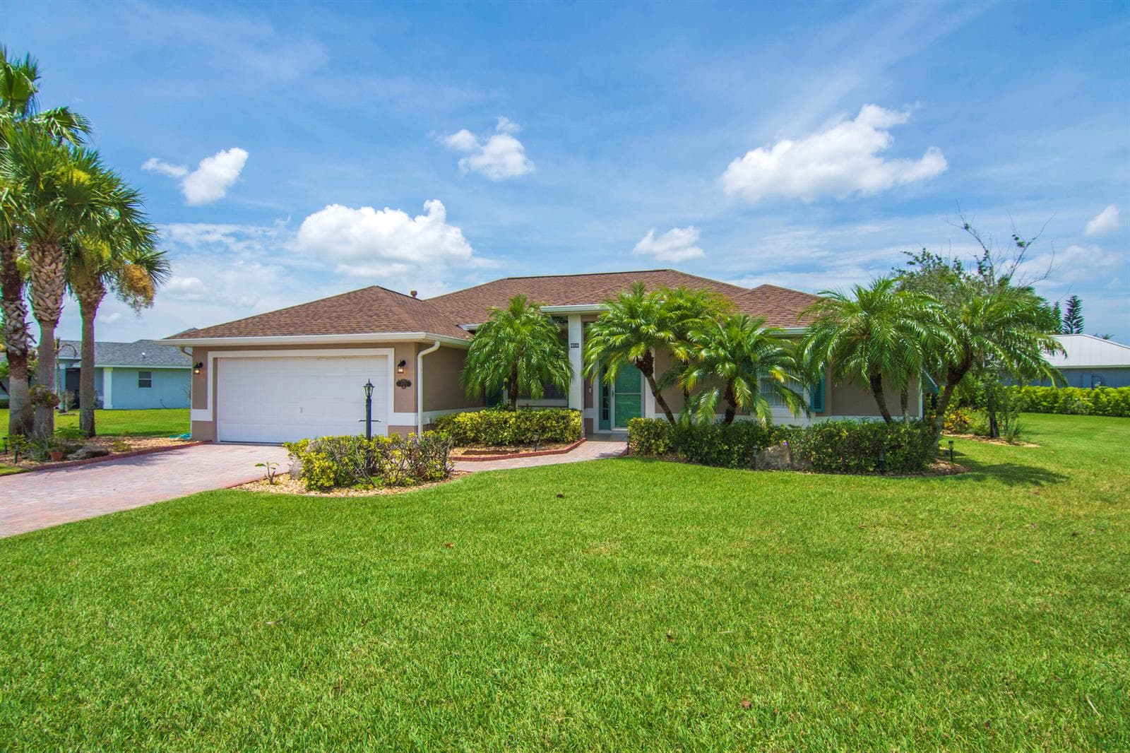 1025 SOUTHLAKES Way SW, Vero Beach, FL 32968 photo 3