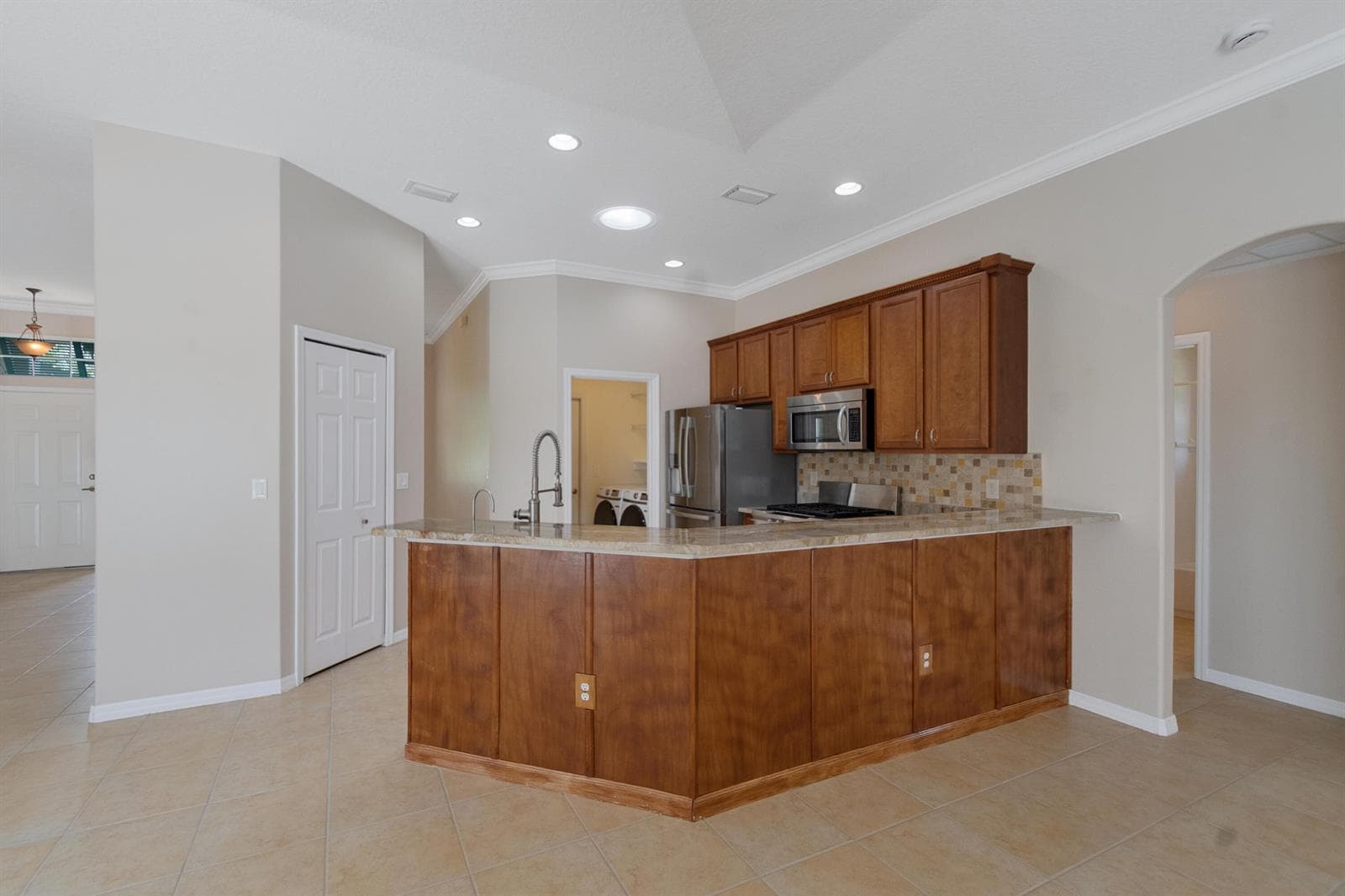 1025 SOUTHLAKES Way SW, Vero Beach, FL 32968 photo 4