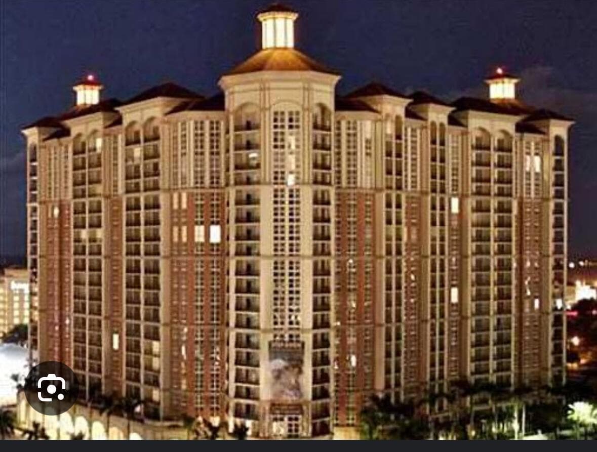 550 OKEECHOBEE Boulevard # 825, West Palm Beach, FL 33401
