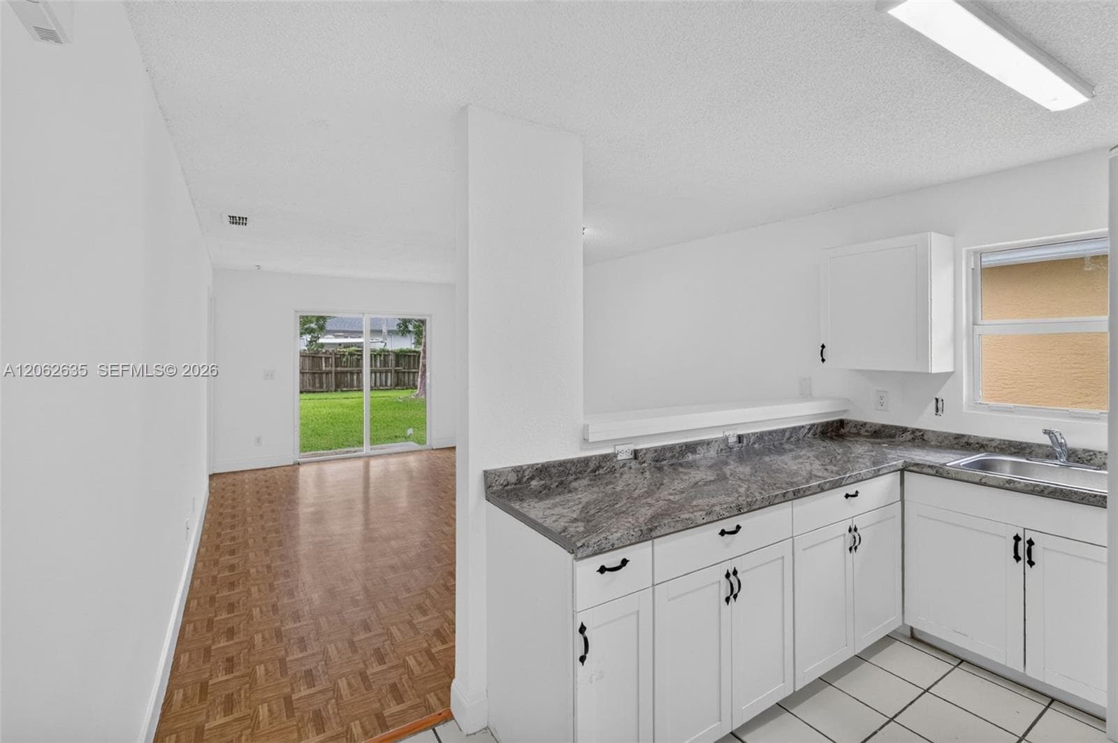 744 SW 9th St, Florida City, FL 33034 photo 4