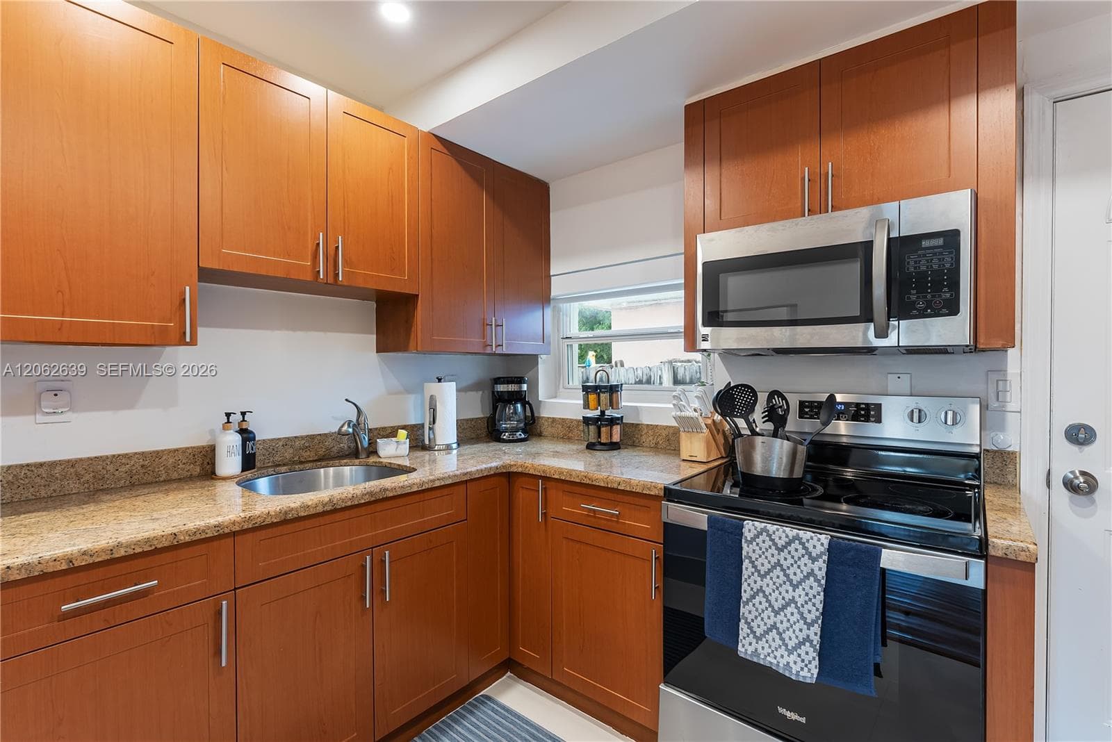 2102 SW 31st Ave # 2100, Miami, FL 33145 photo 4