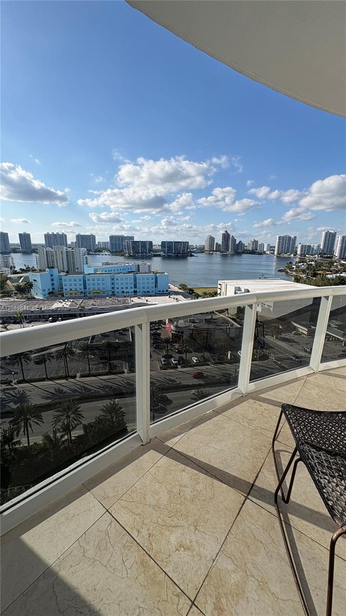18201 Collins Ave # 1801A, Sunny Isles Beach, FL 33160 photo 2
