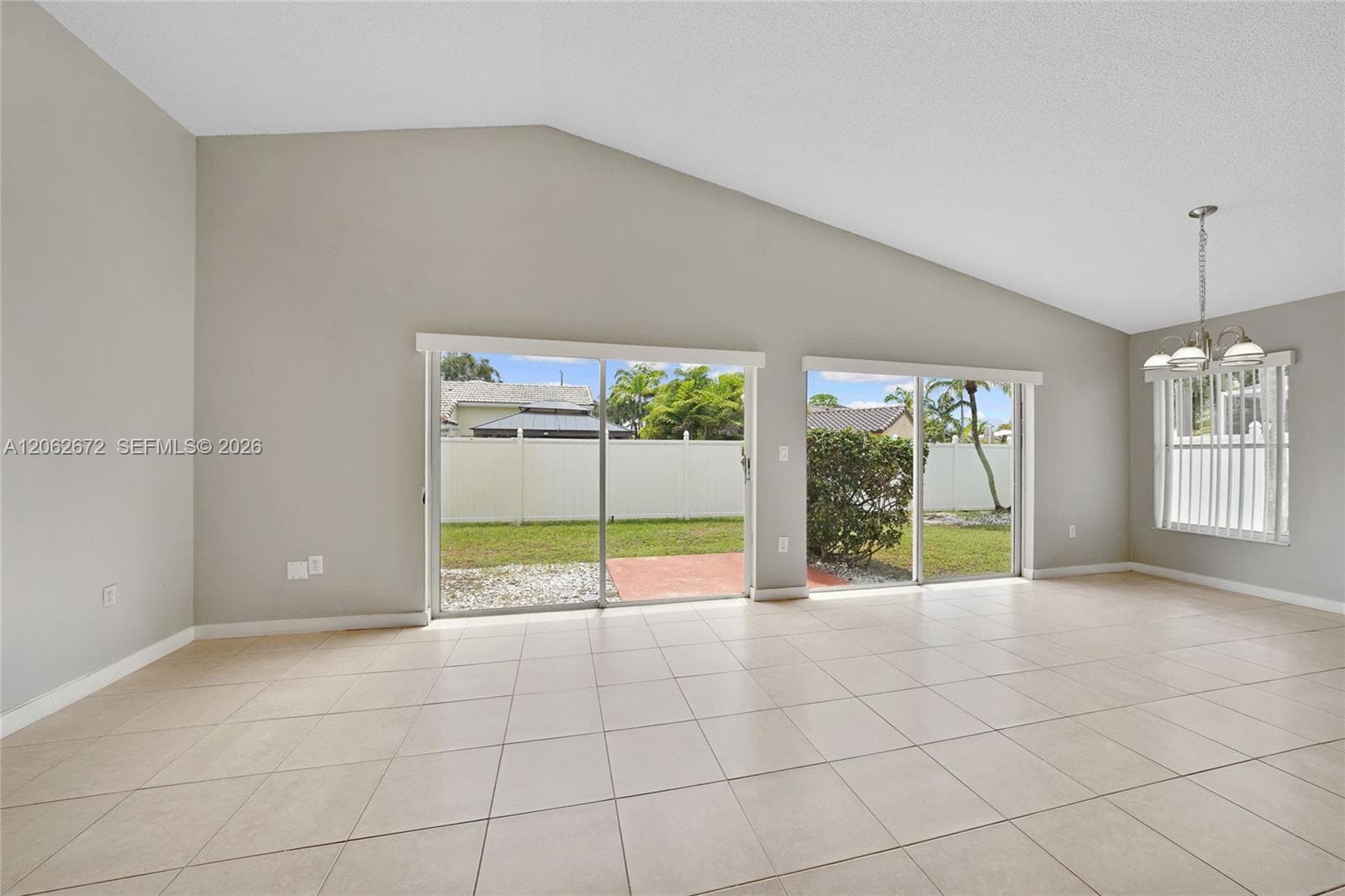 18946 NW 10th St, Pembroke Pines, FL 33029 photo 5